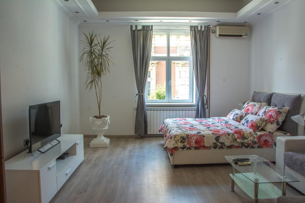 Apartment Petra 072 Belgrado Esterno foto